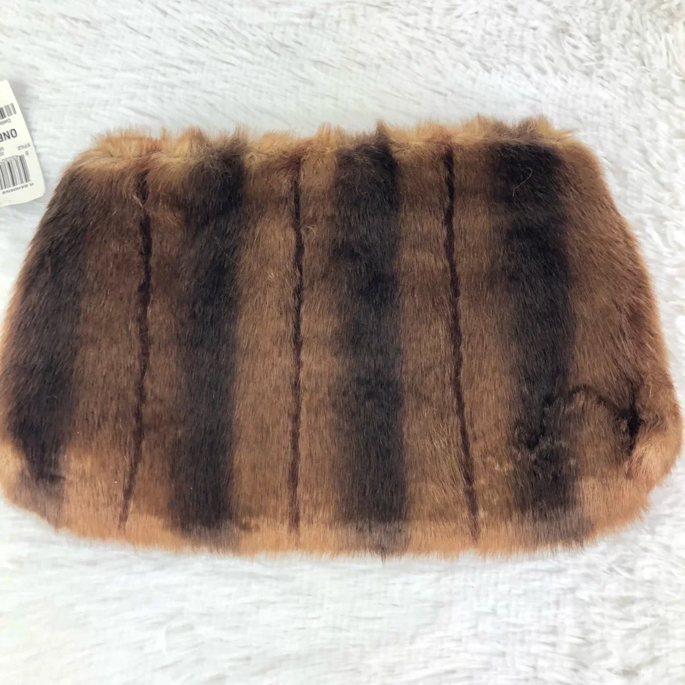 INC International Concepts Faux Fur Clutch. NWT.
